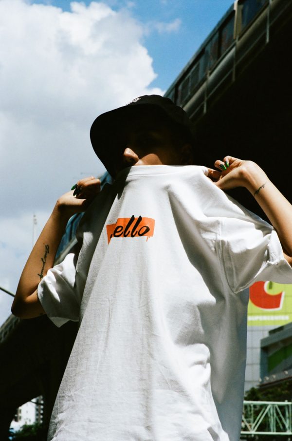 HELLO TEE